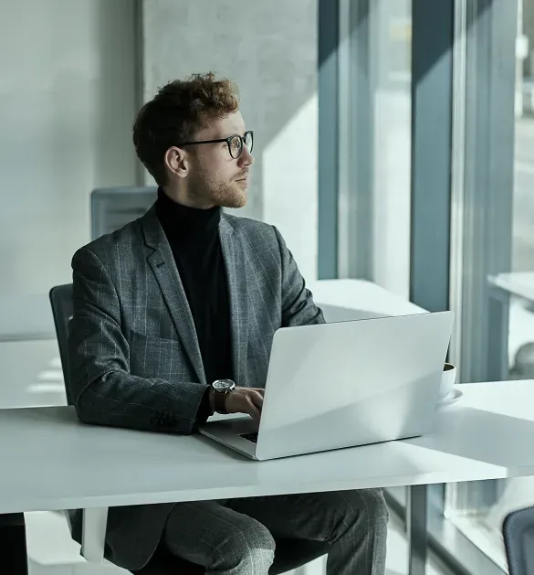 Innovix GlobalTech engineer at work